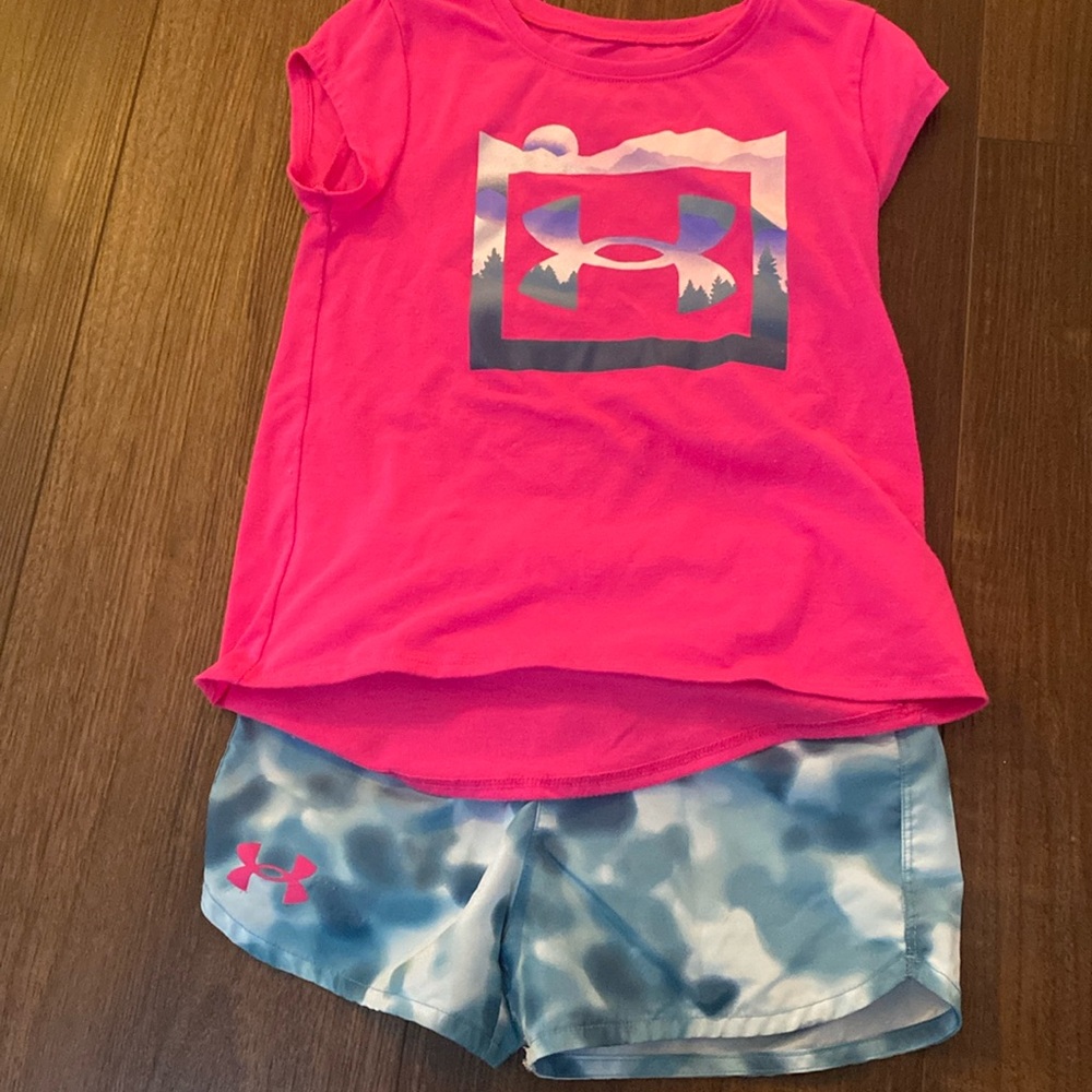 Under Armour shirt and shirt set